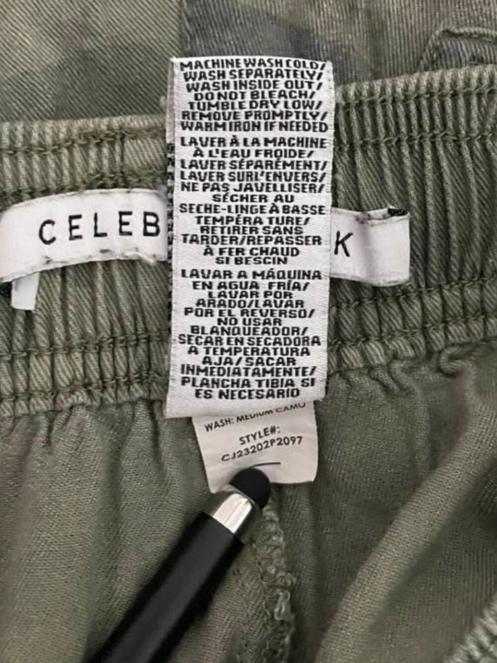 Celebrity Pink Green Camouflage Utility Joggers Size Small - Picture 9 of 11